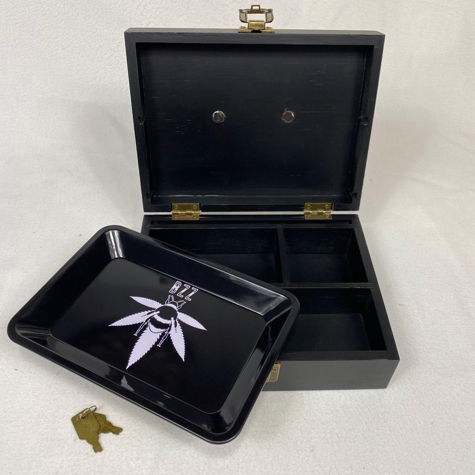 black travel stash box, smell proof